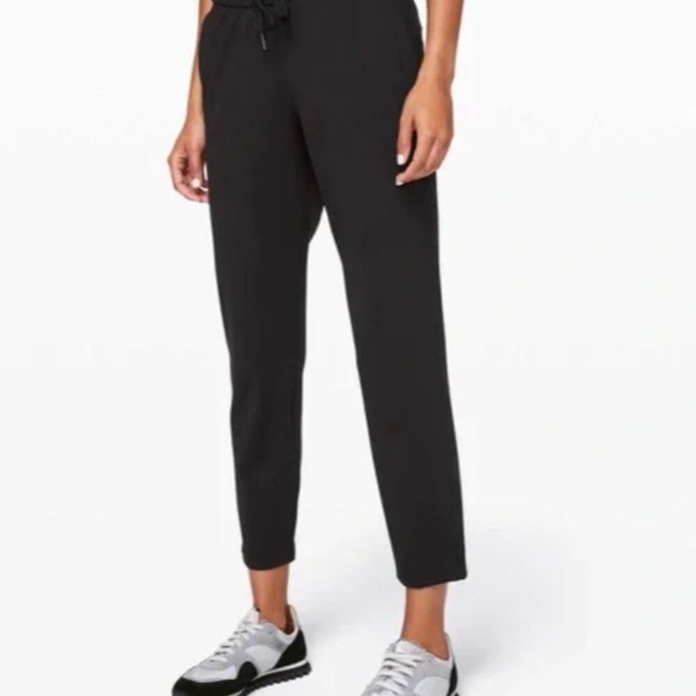 EUC lululemon On the Fly Pant 7/8 Luxtreme